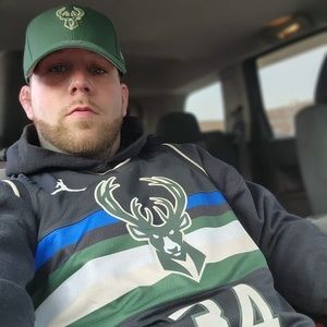 Meet your Posher, Bradlee